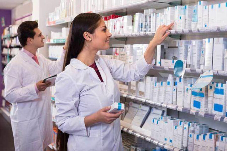 Victoria Pharmasave Pharmacy Is Now Hiring Pharmacy Assistant Ottawa   PA 900x600 